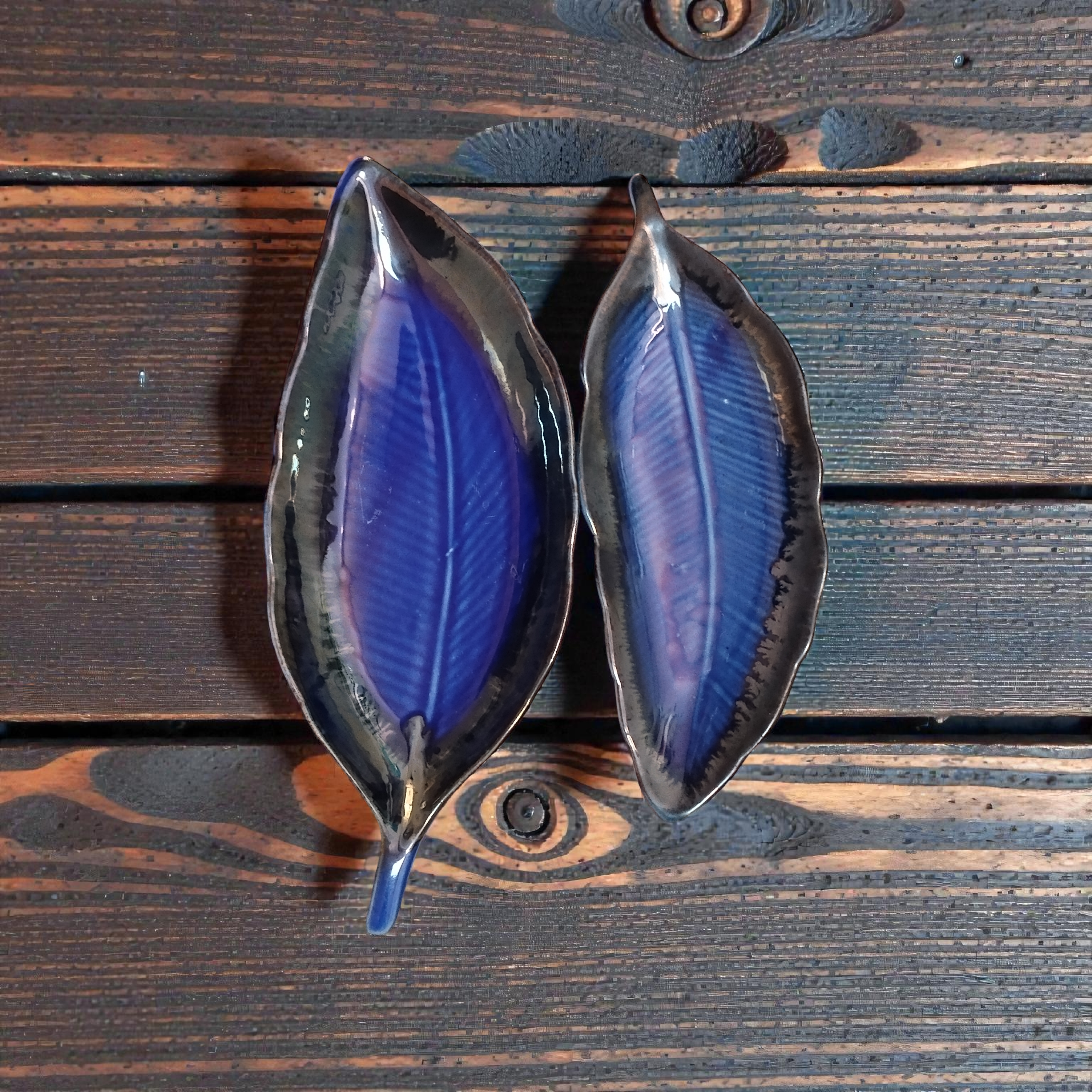 Shreehaar Blue Leaf Ceramic Dish Set of 2 – Deep Blue Glaze Leaf Shaped Ceramic Dishes for Snacks Dips and Home Decor India
